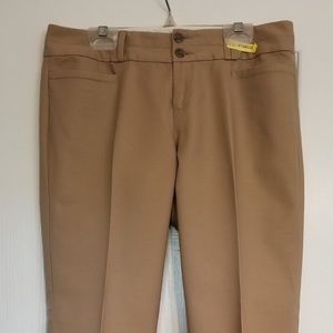 New without tag Size SP pants